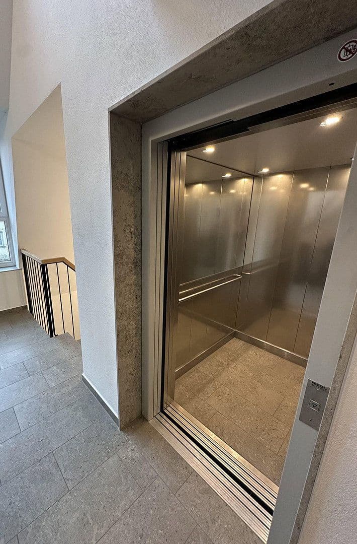 3 bedroom with open-plan kitchen flat for sale, 133 m², München, Bavaria 3 bedroom with open-plan kitchen flat for sale, 133 m², München, Bavaria