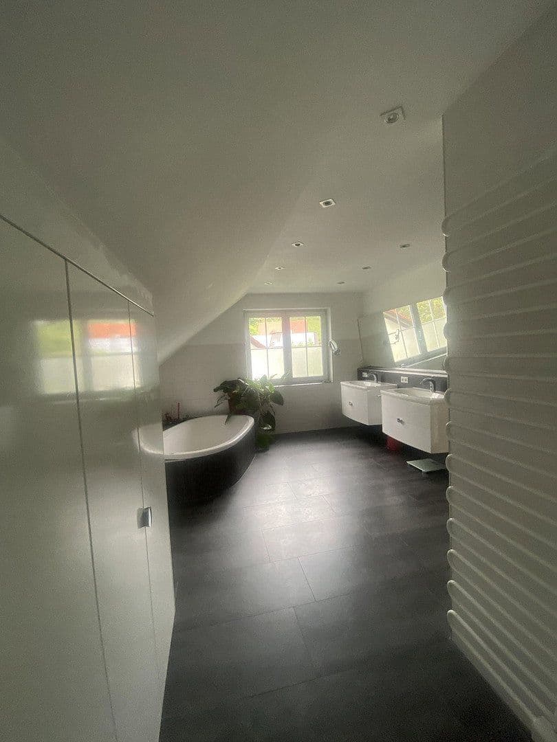 3 bedroom with open-plan kitchen flat to rent, 150 m², Weiler-Simmerberg, Bavaria 3 bedroom with open-plan kitchen flat to rent, 150 m², Weiler-Simmerberg, Bavaria