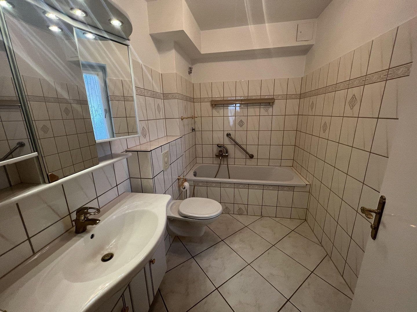 4 bedroom flat for sale, 110 m², Hochbaumstrasse 17, Berlin, Berlin 4 bedroom flat for sale, 110 m², Hochbaumstrasse 17, Berlin, Berlin