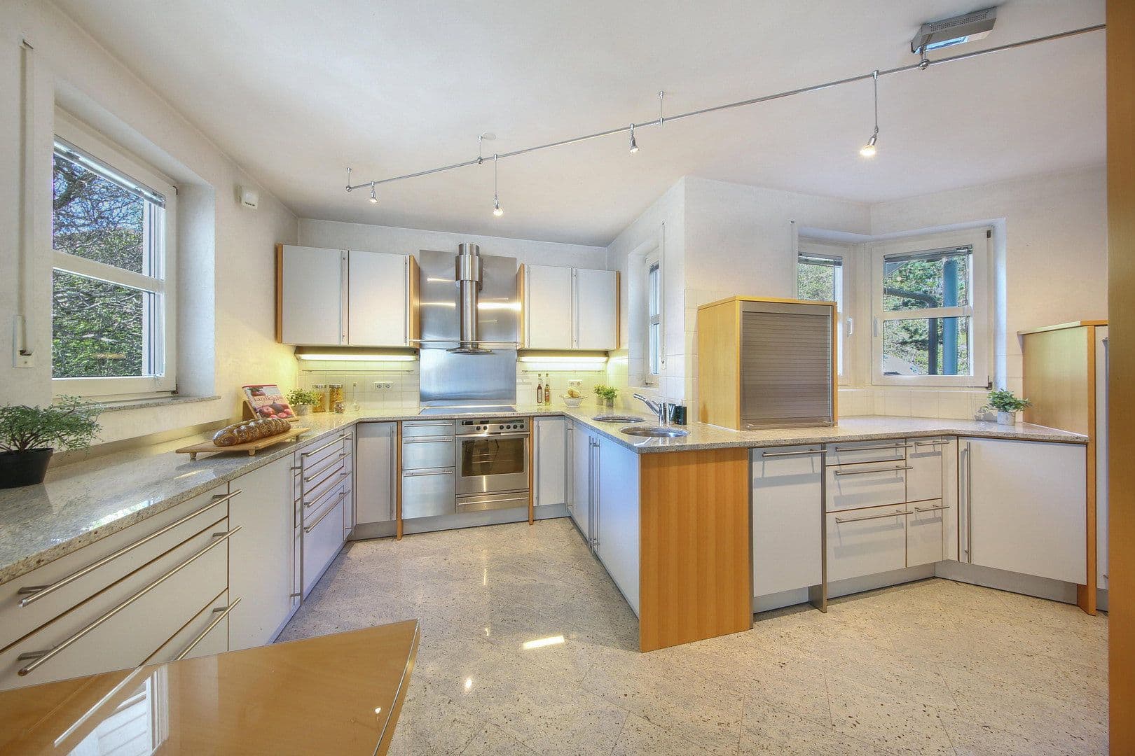 house for sale, 357 m², Grafenau, Baden-Württemberg house for sale, 357 m², Grafenau, Baden-Württemberg