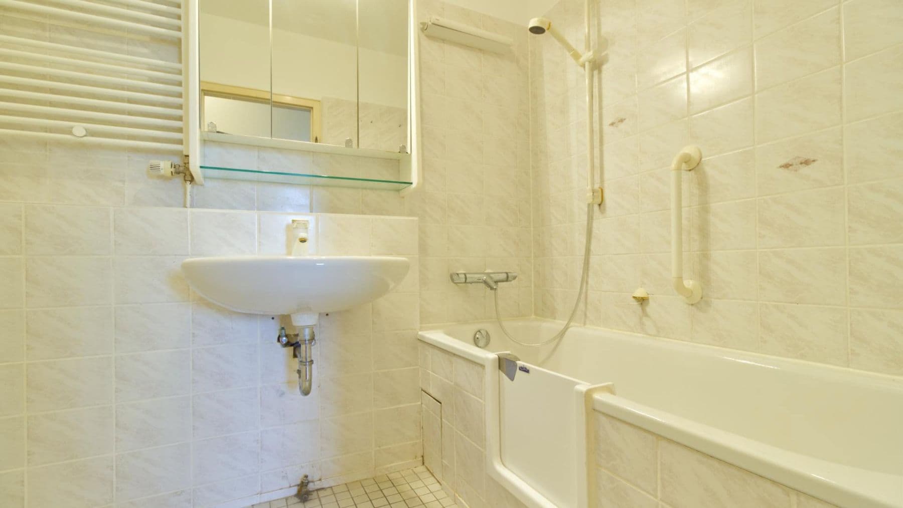 2 bedroom flat to rent, 80 m², Im Johannistal 13, Wuppertal, North Rhine-Westphalia 2 bedroom flat to rent, 80 m², Im Johannistal 13, Wuppertal, North Rhine-Westphalia