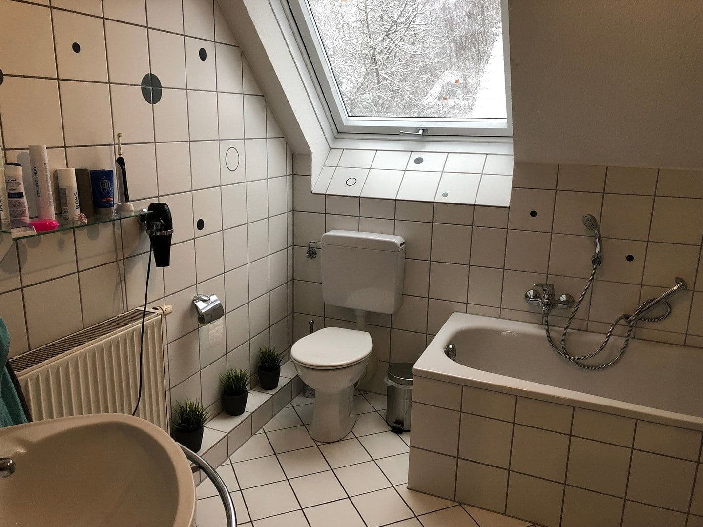 3 bedroom flat to rent, 82 m², Zitzenbachstrasse 47, Kreuztal, North Rhine-Westphalia 3 bedroom flat to rent, 82 m², Zitzenbachstrasse 47, Kreuztal, North Rhine-Westphalia