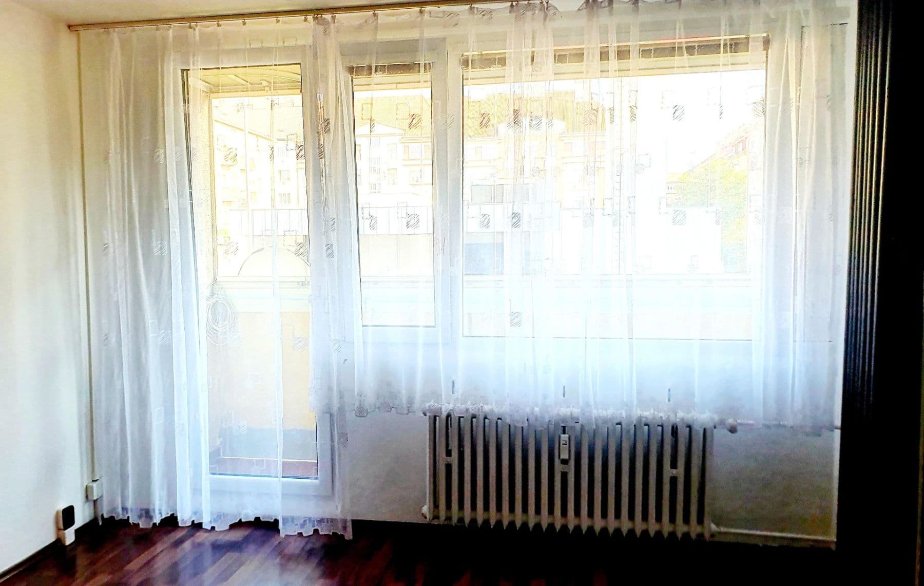 1 bedroom with open-plan kitchen flat to rent, 45 m², Nad Ohradou, Prague, Prague 1 bedroom with open-plan kitchen flat to rent, 45 m², Nad Ohradou, Prague, Prague