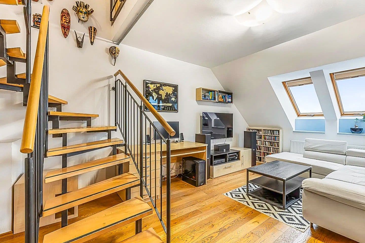 2 bedroom with open-plan kitchen flat for sale, 86 m², Starochodovská, Prague, Prague 2 bedroom with open-plan kitchen flat for sale, 86 m², Starochodovská, Prague, Prague