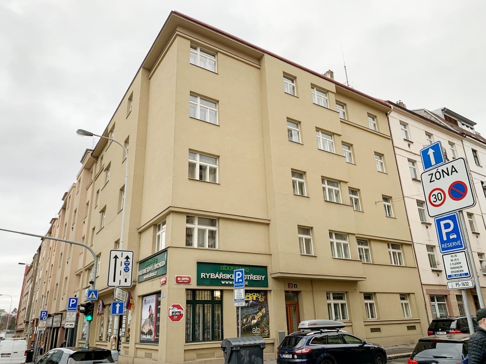 1 bedroom with open-plan kitchen flat to rent, 54 m², Na Zámyšli, Prague, Prague 1 bedroom with open-plan kitchen flat to rent, 54 m², Na Zámyšli, Prague, Prague