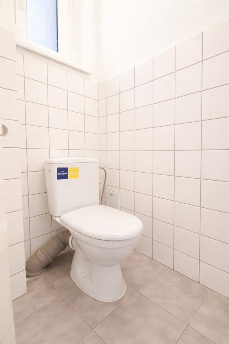 1 bedroom with open-plan kitchen flat to rent, 60 m², Argentinská, Prague, Prague 1 bedroom with open-plan kitchen flat to rent, 60 m², Argentinská, Prague, Prague