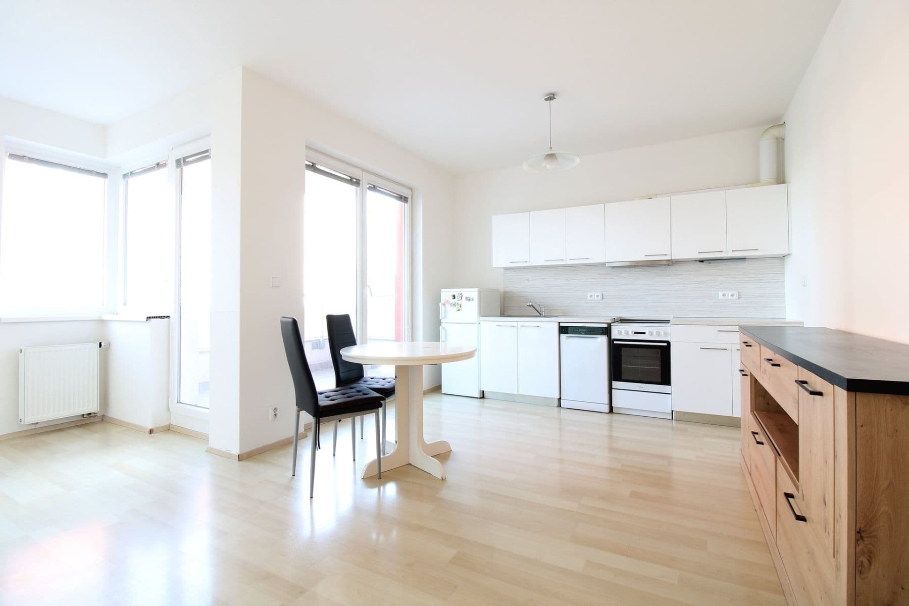 Studio flat to rent, 41 m², Nad Akcízem, Prague, Prague Studio flat to rent, 41 m², Nad Akcízem, Prague, Prague