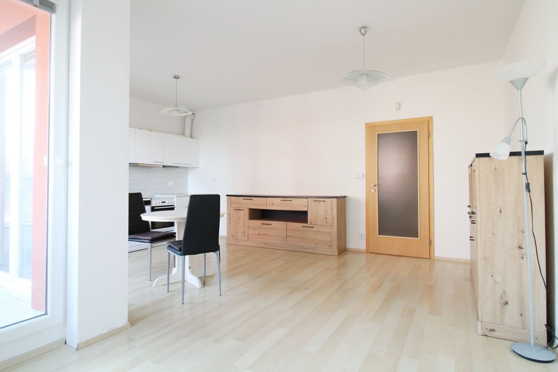 Studio flat to rent, 41 m², Nad Akcízem, Prague, Prague Studio flat to rent, 41 m², Nad Akcízem, Prague, Prague