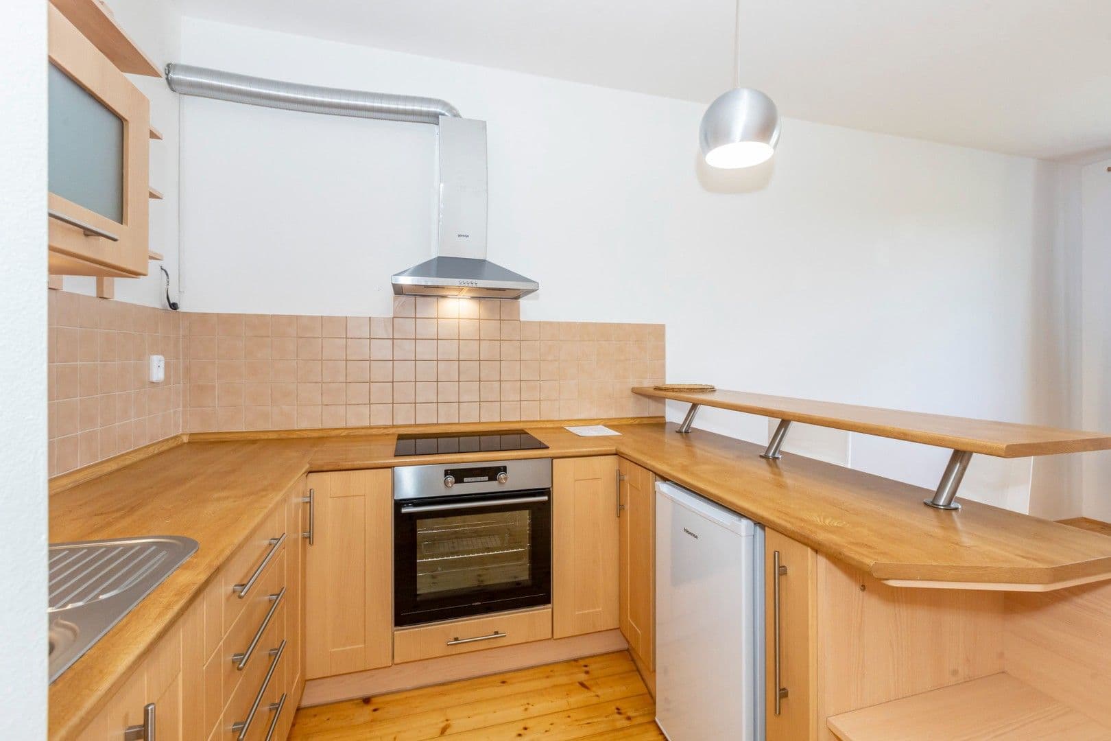 Studio flat to rent, 35 m², Najdrova, Roztoky, Středočeský Region Studio flat to rent, 35 m², Najdrova, Roztoky, Středočeský Region