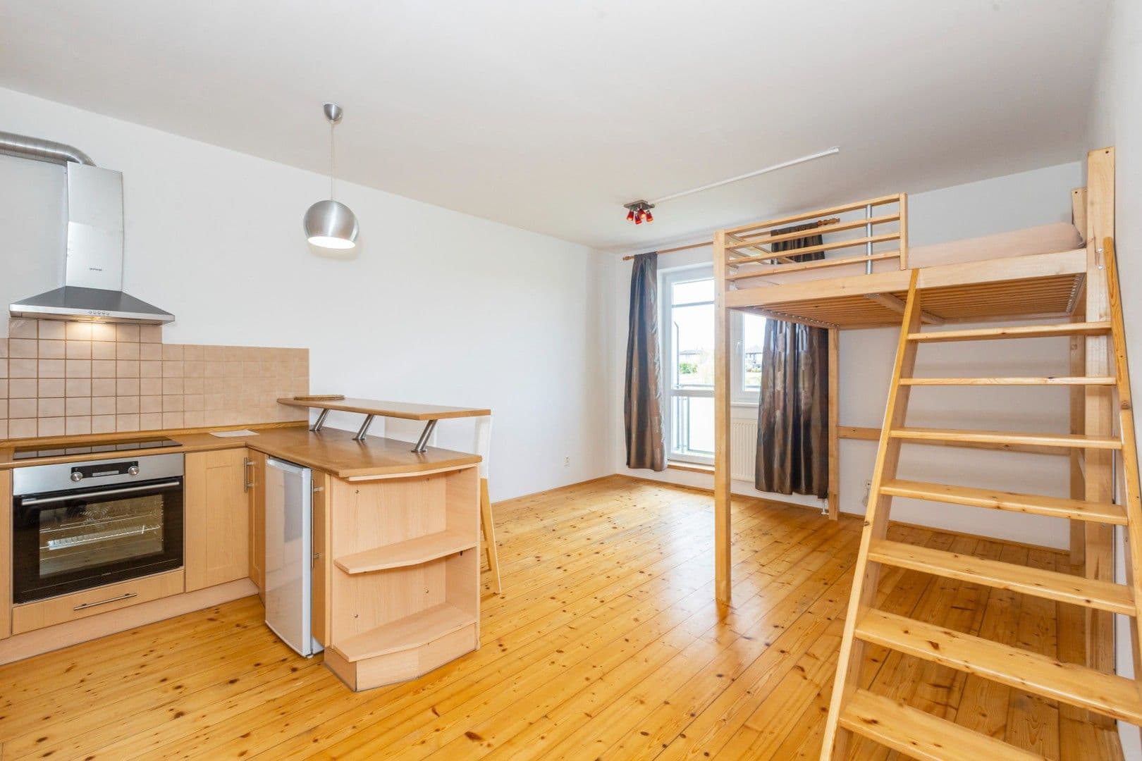 Studio flat to rent, 35 m², Najdrova, Roztoky, Středočeský Region Studio flat to rent, 35 m², Najdrova, Roztoky, Středočeský Region