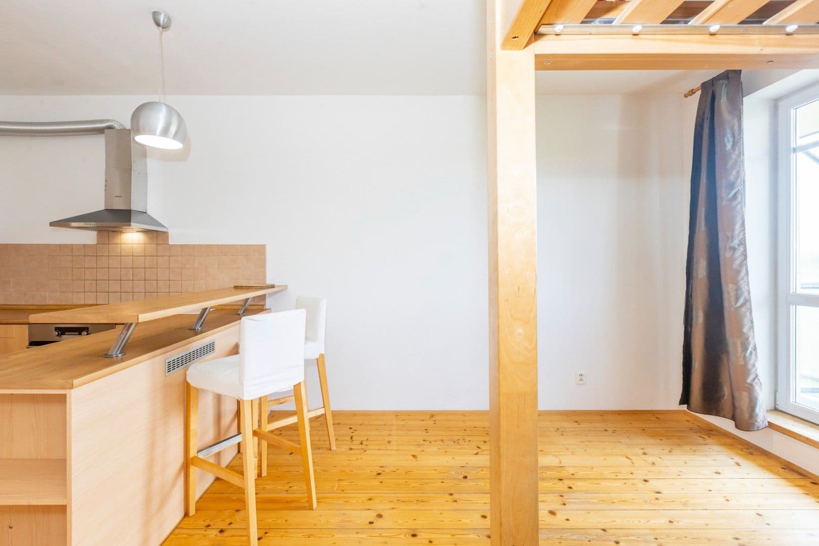 Studio flat to rent, 35 m², Najdrova, Roztoky, Středočeský Region Studio flat to rent, 35 m², Najdrova, Roztoky, Středočeský Region