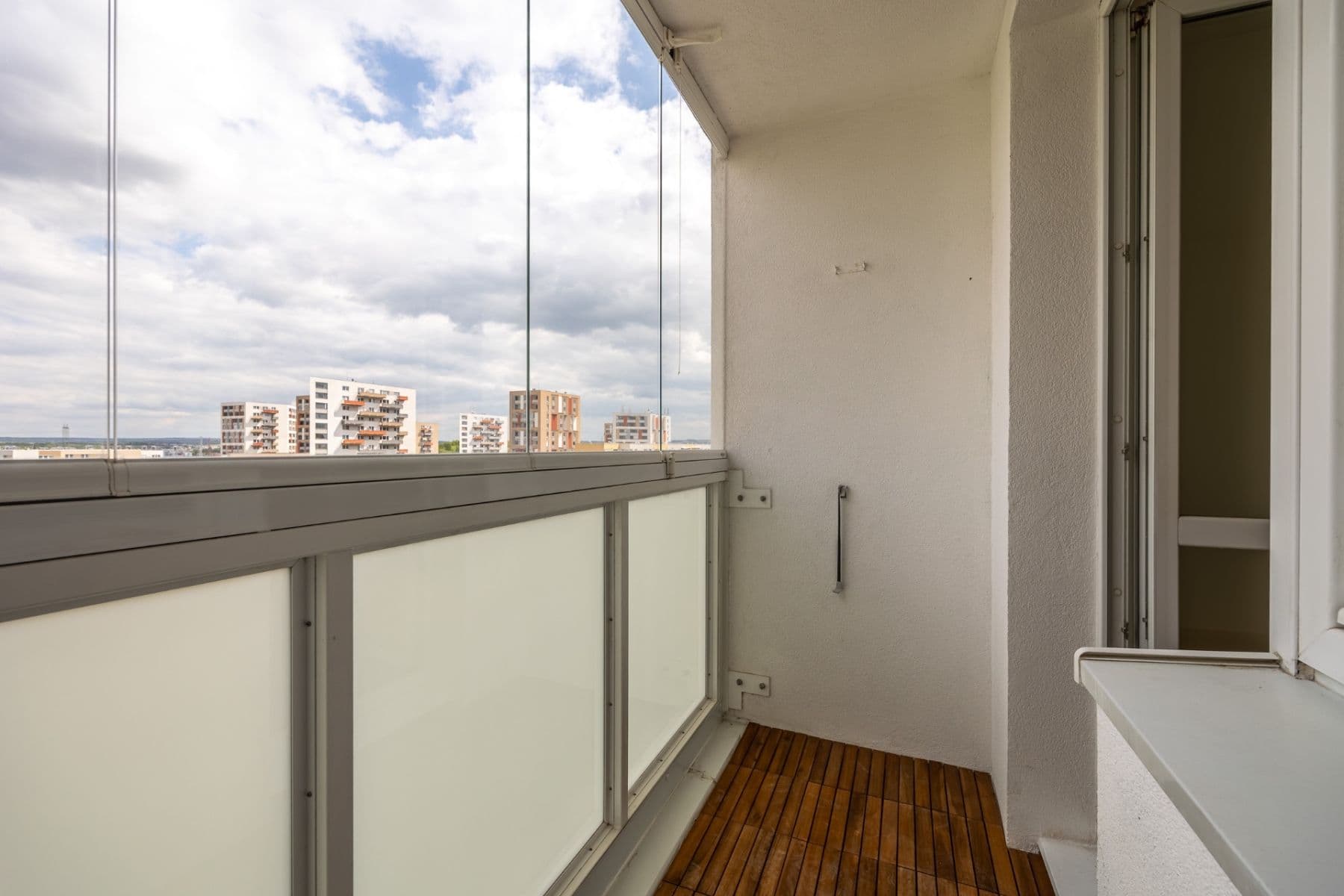 2 bedroom with open-plan kitchen flat for sale, 76 m², Janovská, Prague, Prague 2 bedroom with open-plan kitchen flat for sale, 76 m², Janovská, Prague, Prague