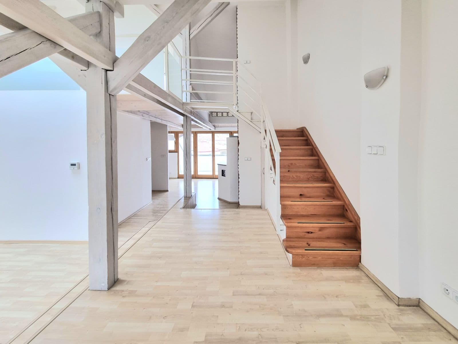 2 bedroom with open-plan kitchen flat to rent, 119 m², Rybalkova, Prague, Prague 2 bedroom with open-plan kitchen flat to rent, 119 m², Rybalkova, Prague, Prague