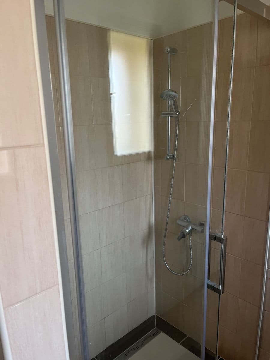 2 bedroom with open-plan kitchen flat to rent, 80 m², V Cibulkách, Prague, Prague 2 bedroom with open-plan kitchen flat to rent, 80 m², V Cibulkách, Prague, Prague