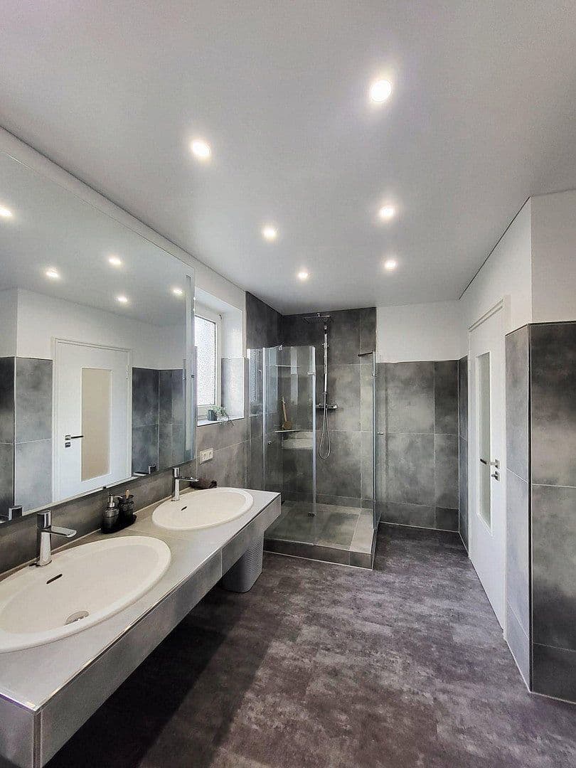 2 bedroom with open-plan kitchen flat to rent, 106 m², Mulheim an der Ruhr, North Rhine-Westphalia 2 bedroom with open-plan kitchen flat to rent, 106 m², Mulheim an der Ruhr, North Rhine-Westphalia