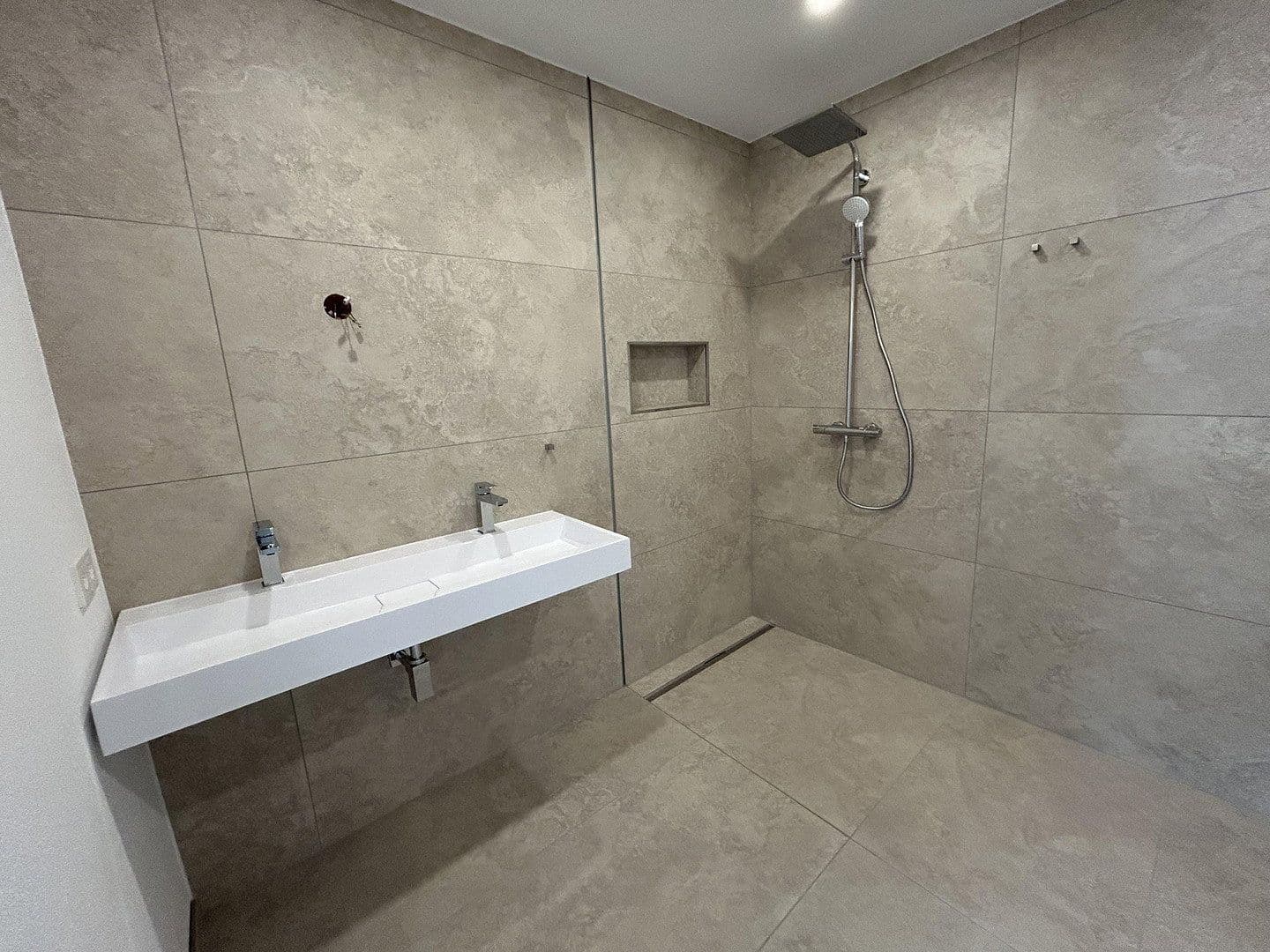 3 bedroom flat to rent, 108 m², Scheckertstrasse 2, Zell am Main, Bavaria 3 bedroom flat to rent, 108 m², Scheckertstrasse 2, Zell am Main, Bavaria