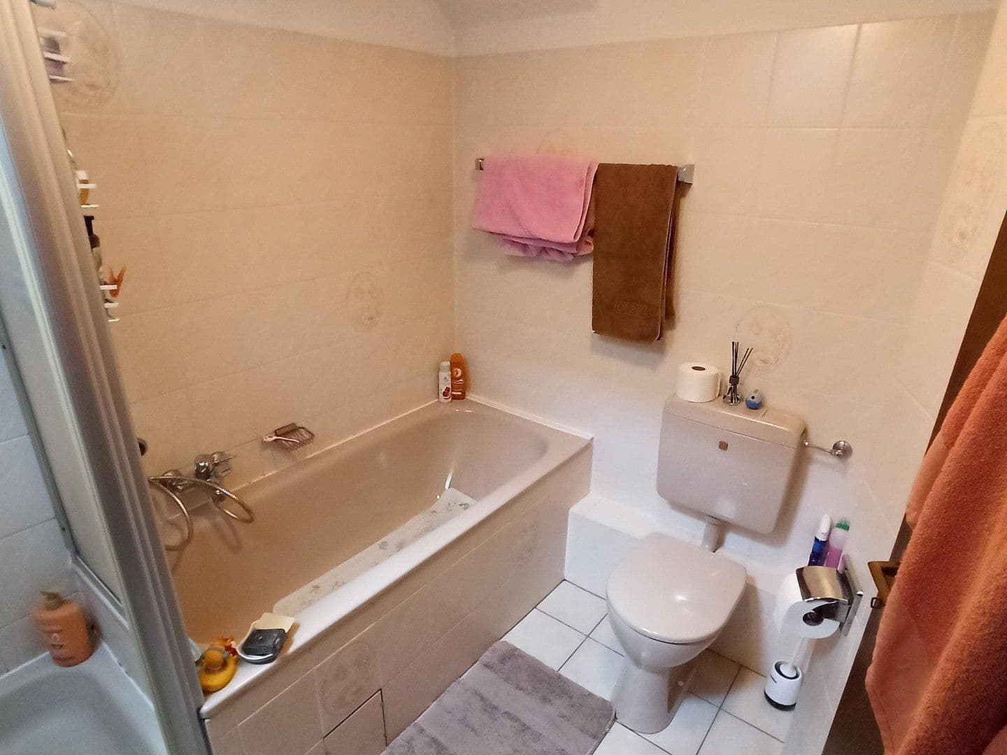 2 bedroom with open-plan kitchen flat to rent, 71 m², Richterskamp 3, Hattingen, North Rhine-Westphalia 2 bedroom with open-plan kitchen flat to rent, 71 m², Richterskamp 3, Hattingen, North Rhine-Westphalia