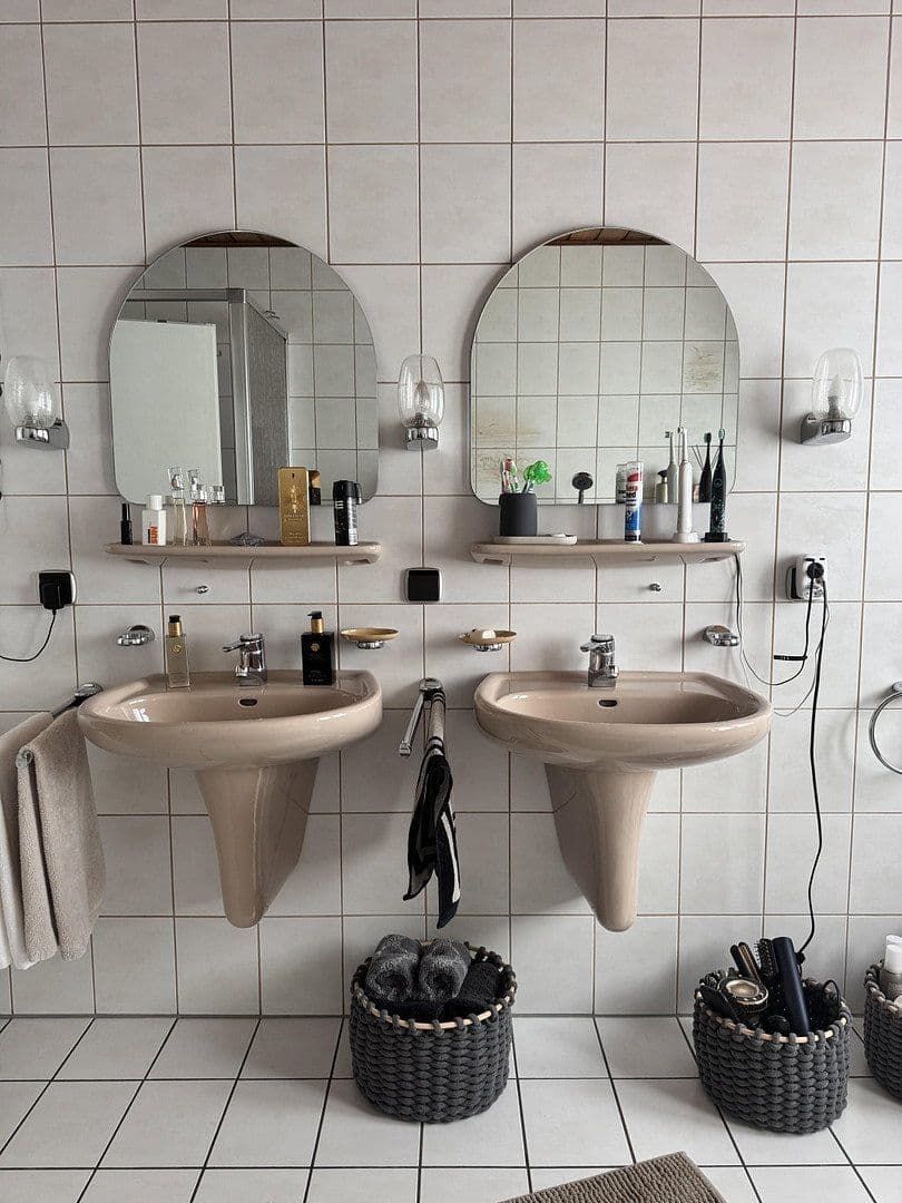 house for sale, 458 m², Ritter-Stephan-von-Mörlheim-Straße 2, Eußerthal, Rhineland-Palatinate house for sale, 458 m², Ritter-Stephan-von-Mörlheim-Straße 2, Eußerthal, Rhineland-Palatinate