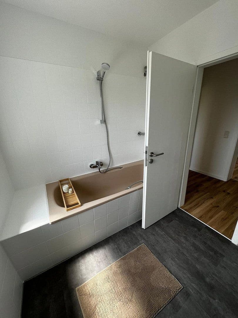 3 bedroom flat to rent, 70 m², Sperberstraße 18, Leichlingen, North Rhine-Westphalia 3 bedroom flat to rent, 70 m², Sperberstraße 18, Leichlingen, North Rhine-Westphalia