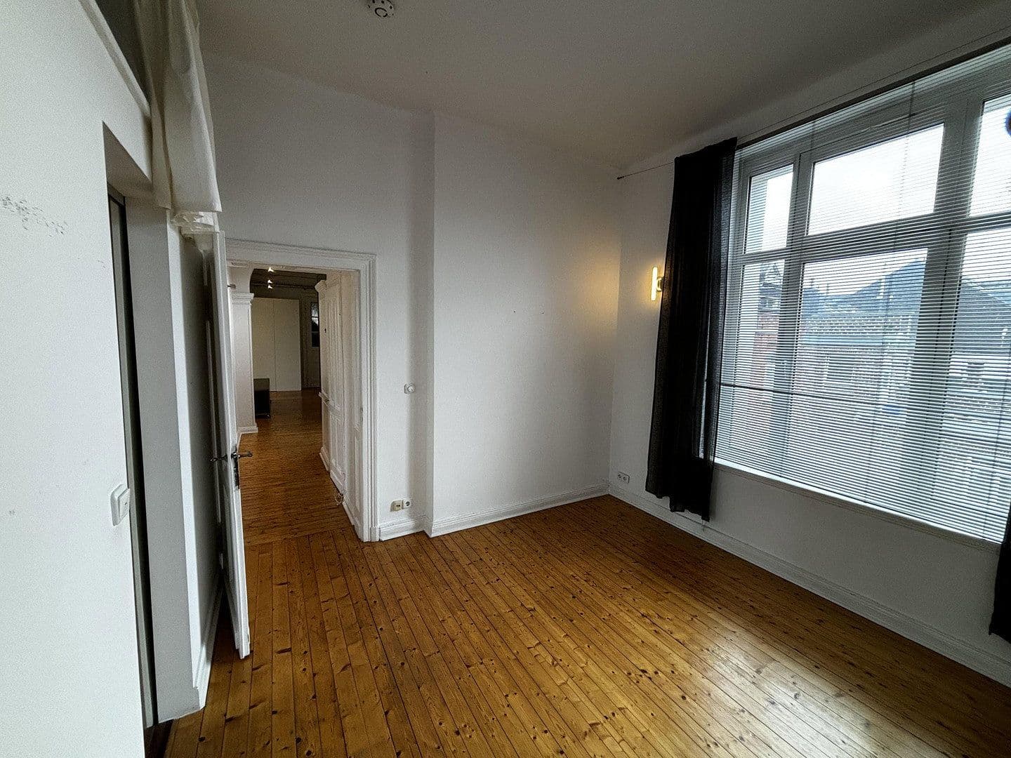 3 bedroom with open-plan kitchen flat to rent, 140 m², Bismarckstr. 94, Aachen, North Rhine-Westphalia 3 bedroom with open-plan kitchen flat to rent, 140 m², Bismarckstr. 94, Aachen, North Rhine-Westphalia