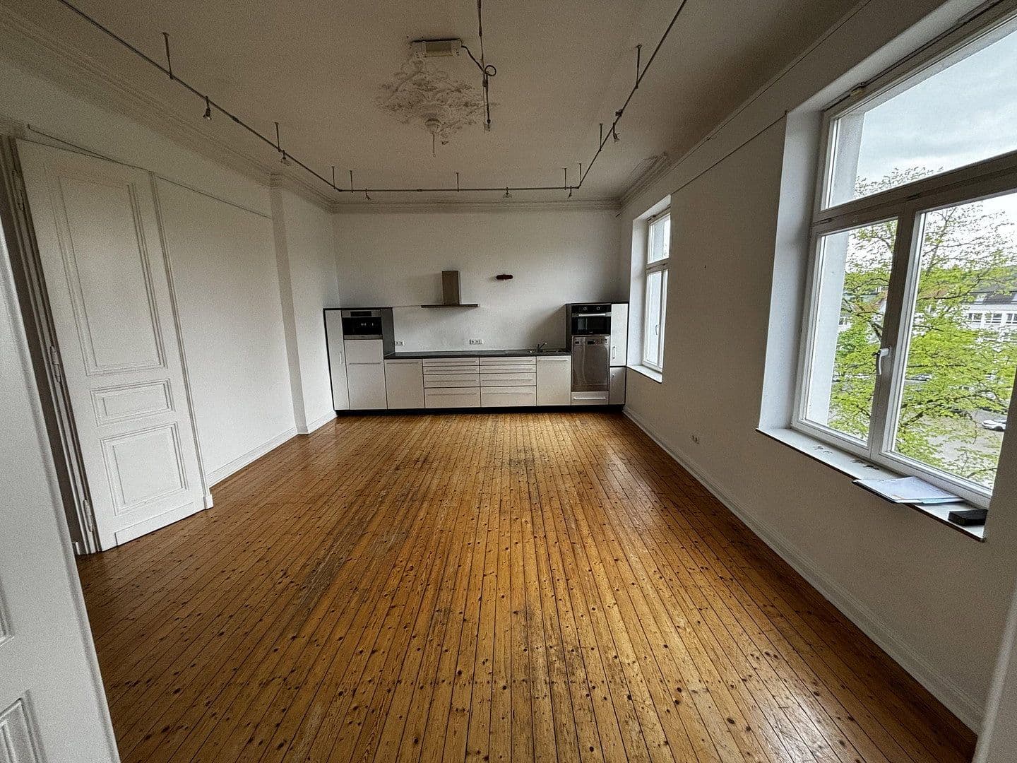 3 bedroom with open-plan kitchen flat to rent, 140 m², Bismarckstr. 94, Aachen, North Rhine-Westphalia 3 bedroom with open-plan kitchen flat to rent, 140 m², Bismarckstr. 94, Aachen, North Rhine-Westphalia