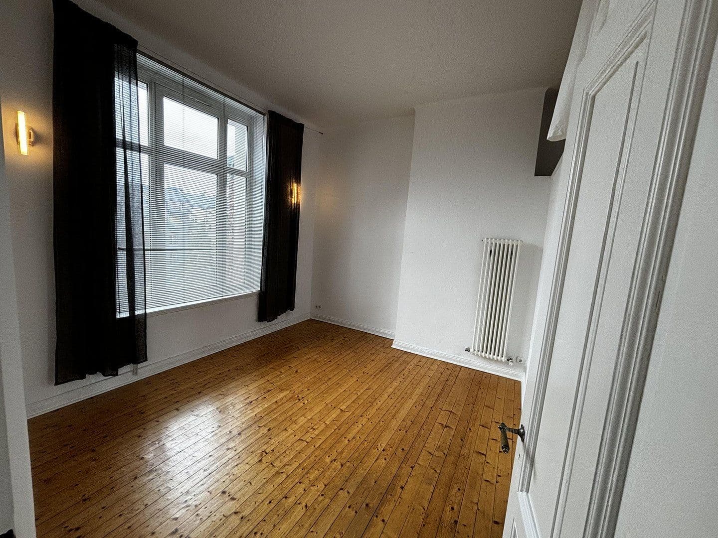 3 bedroom with open-plan kitchen flat to rent, 140 m², Bismarckstr. 94, Aachen, North Rhine-Westphalia 3 bedroom with open-plan kitchen flat to rent, 140 m², Bismarckstr. 94, Aachen, North Rhine-Westphalia