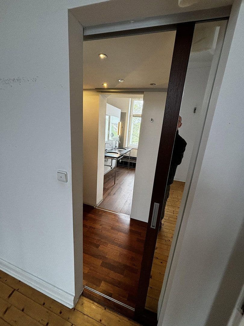 3 bedroom with open-plan kitchen flat to rent, 140 m², Bismarckstr. 94, Aachen, North Rhine-Westphalia 3 bedroom with open-plan kitchen flat to rent, 140 m², Bismarckstr. 94, Aachen, North Rhine-Westphalia