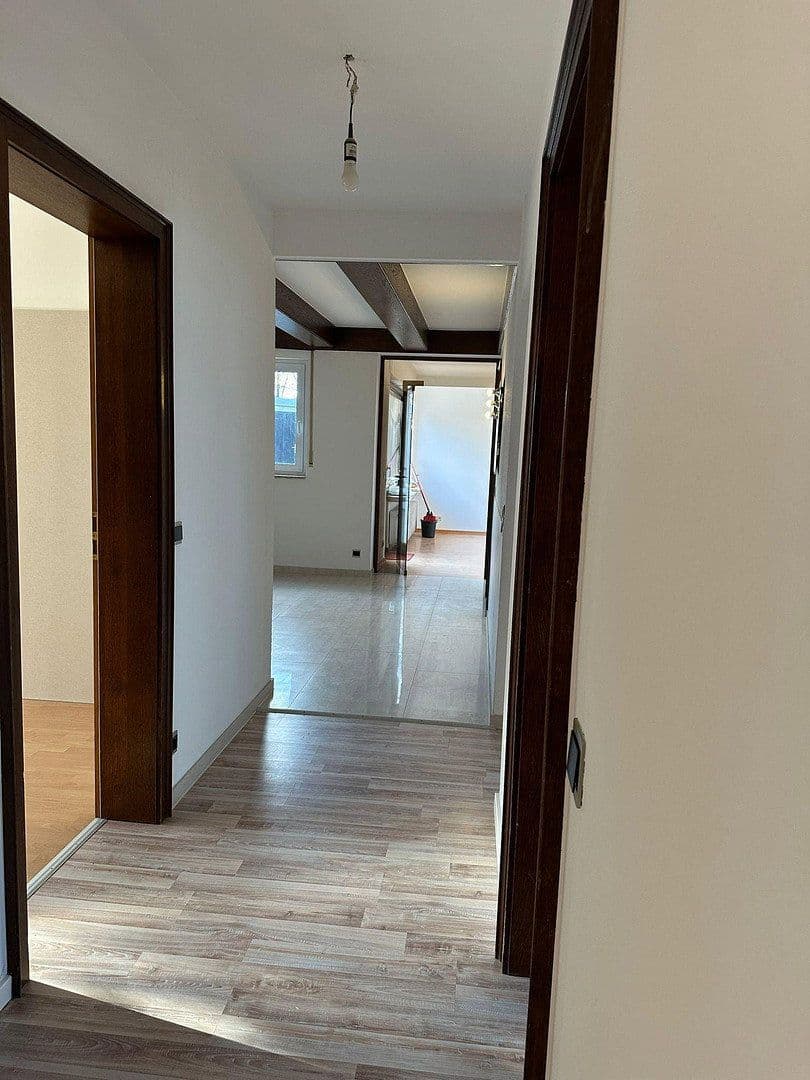 4 bedroom flat to rent, 120 m², Uhingen, Baden-Württemberg 4 bedroom flat to rent, 120 m², Uhingen, Baden-Württemberg