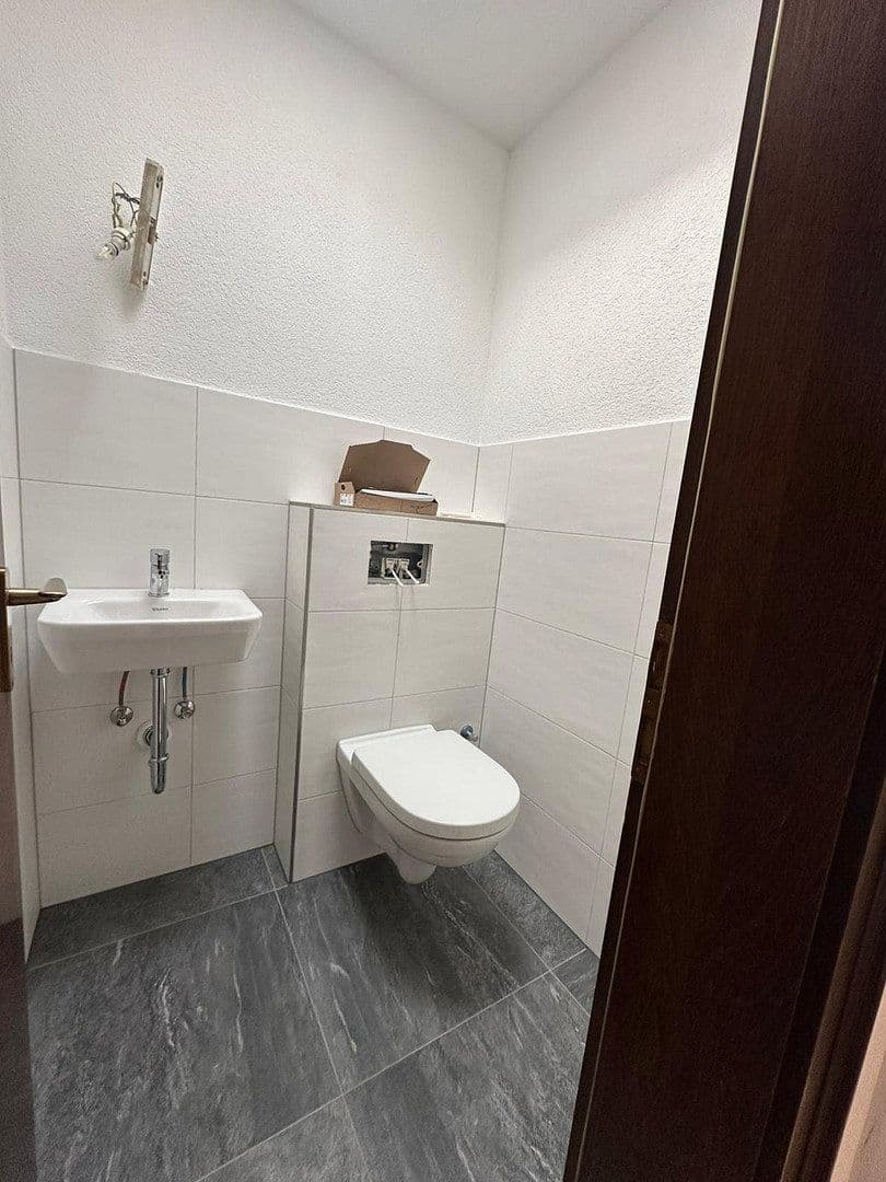 4 bedroom flat to rent, 120 m², Uhingen, Baden-Württemberg 4 bedroom flat to rent, 120 m², Uhingen, Baden-Württemberg