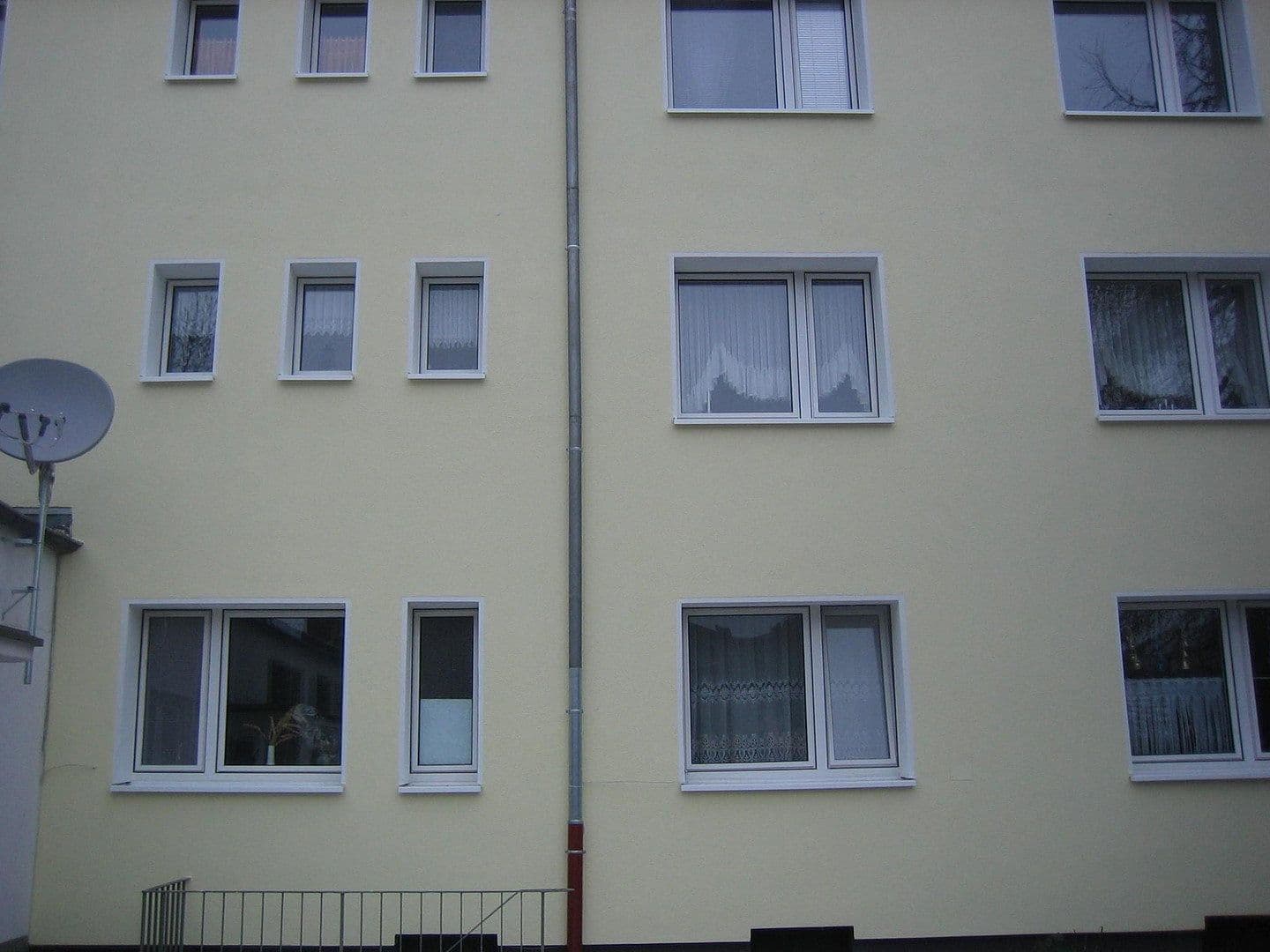 4 bedroom flat to rent, 100 m², Gartsträucherstr.113, Duisburg, North Rhine-Westphalia 4 bedroom flat to rent, 100 m², Gartsträucherstr.113, Duisburg, North Rhine-Westphalia