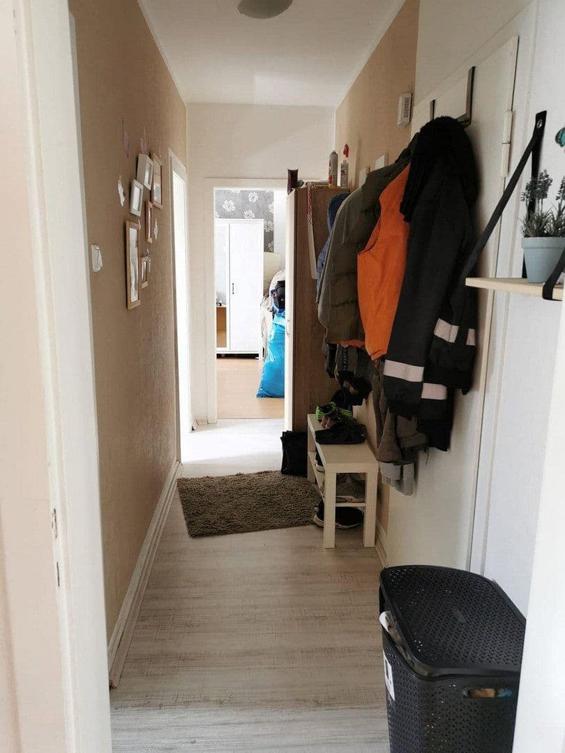 4 bedroom flat to rent, 100 m², Gartsträucherstr.113, Duisburg, North Rhine-Westphalia 4 bedroom flat to rent, 100 m², Gartsträucherstr.113, Duisburg, North Rhine-Westphalia