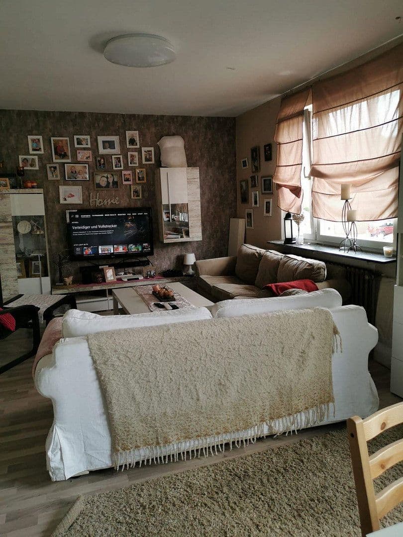 4 bedroom flat to rent, 100 m², Gartsträucherstr.113, Duisburg, North Rhine-Westphalia 4 bedroom flat to rent, 100 m², Gartsträucherstr.113, Duisburg, North Rhine-Westphalia