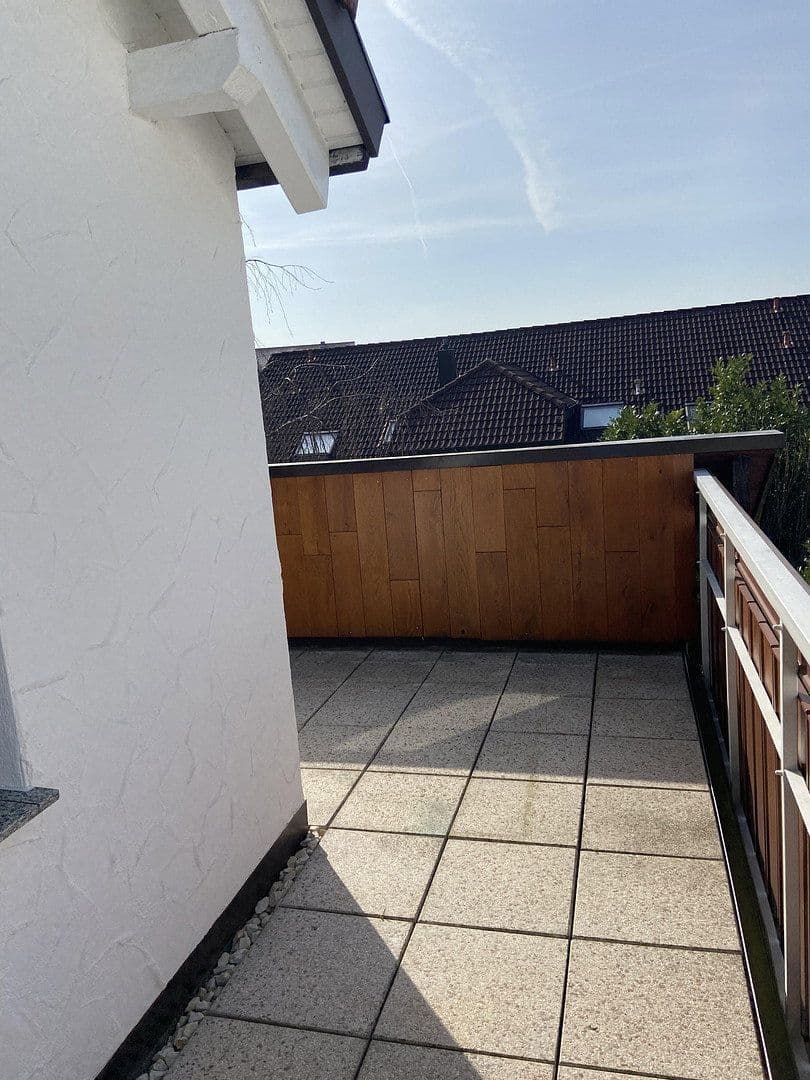 2 bedroom with open-plan kitchen flat to rent, 106 m², Winnenden, Baden-Württemberg 2 bedroom with open-plan kitchen flat to rent, 106 m², Winnenden, Baden-Württemberg