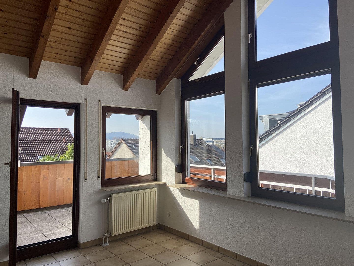 2 bedroom with open-plan kitchen flat to rent, 106 m², Winnenden, Baden-Württemberg 2 bedroom with open-plan kitchen flat to rent, 106 m², Winnenden, Baden-Württemberg