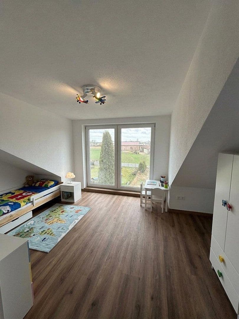 2 bedroom with open-plan kitchen flat to rent, 93 m², Lauingen (Donau), Bavaria 2 bedroom with open-plan kitchen flat to rent, 93 m², Lauingen (Donau), Bavaria