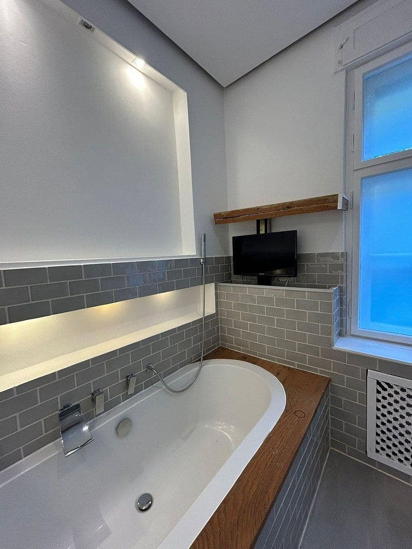 3 bedroom flat for sale, 102 m², Bismarckstraße 42, Berlin, Berlin 3 bedroom flat for sale, 102 m², Bismarckstraße 42, Berlin, Berlin