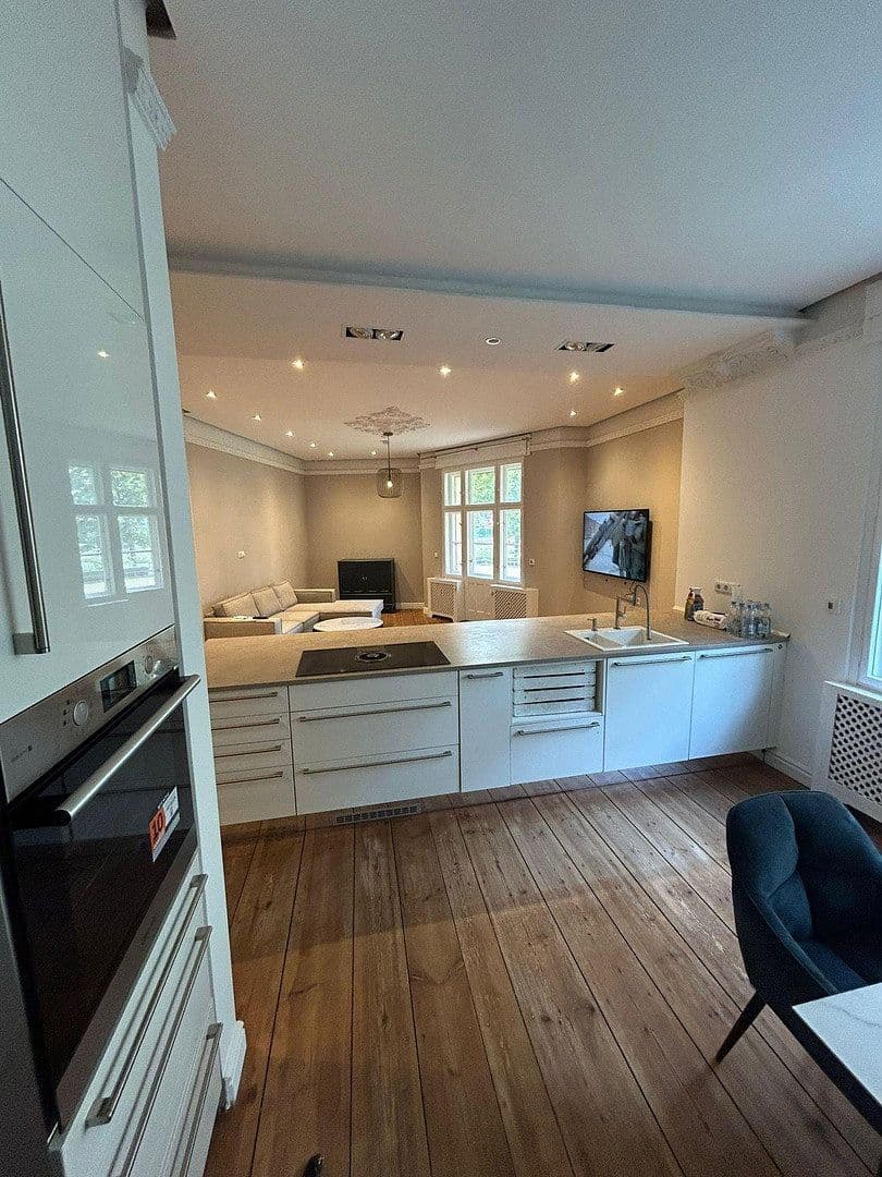 3 bedroom flat for sale, 102 m², Bismarckstraße 42, Berlin, Berlin 3 bedroom flat for sale, 102 m², Bismarckstraße 42, Berlin, Berlin