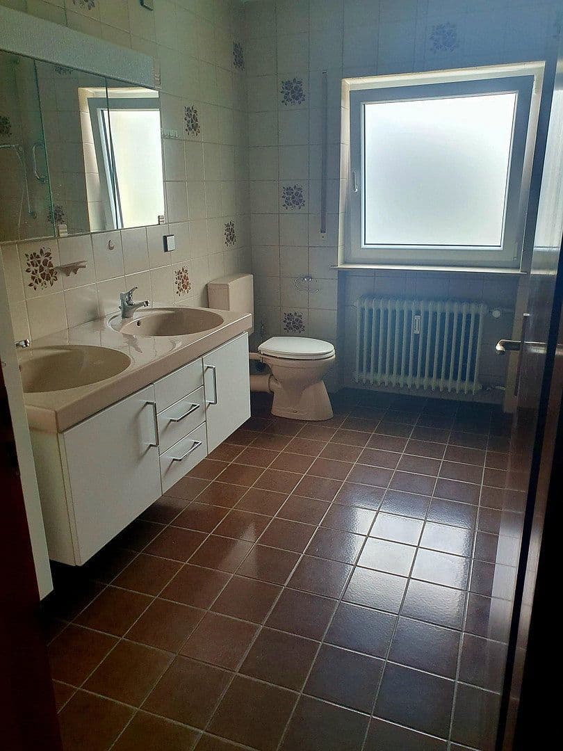 house for sale, 197 m², Buchen (Odenwald), Baden-Württemberg house for sale, 197 m², Buchen (Odenwald), Baden-Württemberg