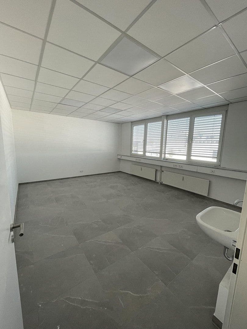 office to rent, 395 m², Englmannstraße 2, München, Bavaria office to rent, 395 m², Englmannstraße 2, München, Bavaria