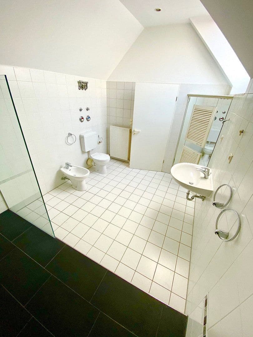 2 bedroom flat to rent, 112 m², Detmolder Str. 43, Bielefeld, North Rhine-Westphalia 2 bedroom flat to rent, 112 m², Detmolder Str. 43, Bielefeld, North Rhine-Westphalia