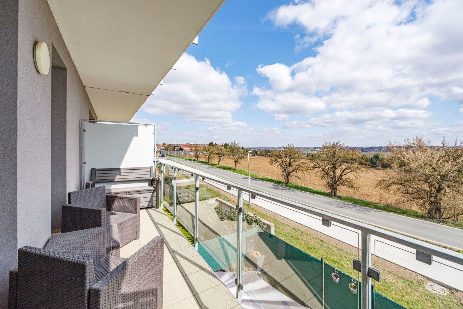 Studio flat to rent, 34 m², Emy Destinové, Jinočany, Středočeský Region Studio flat to rent, 34 m², Emy Destinové, Jinočany, Středočeský Region