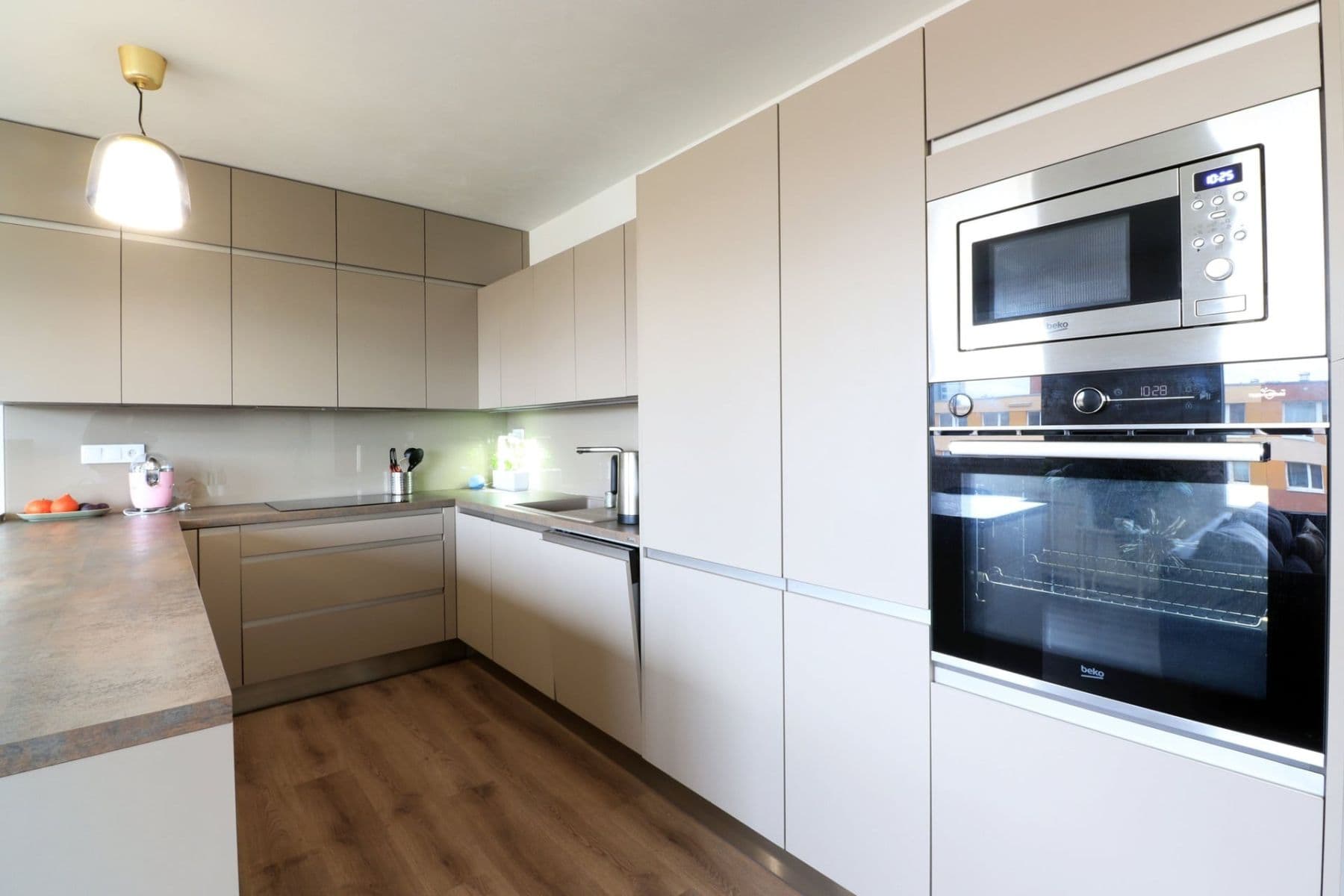 2 bedroom with open-plan kitchen flat to rent, 68 m², Vokáčova, Prague, Prague 2 bedroom with open-plan kitchen flat to rent, 68 m², Vokáčova, Prague, Prague