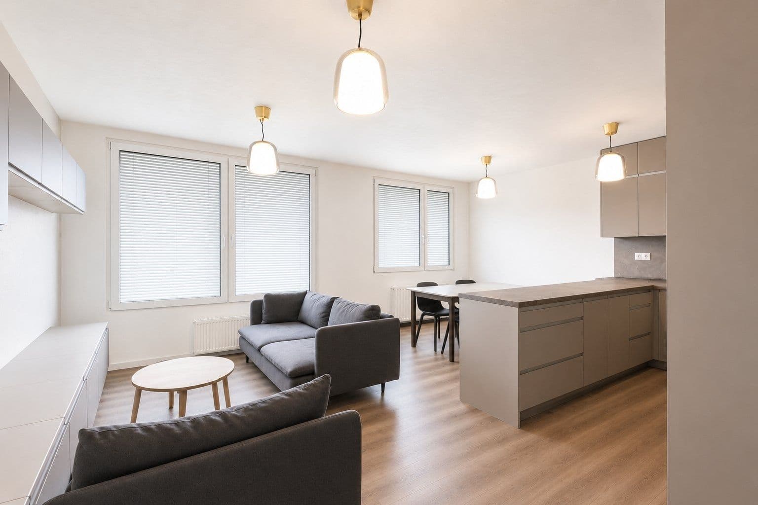 2 bedroom with open-plan kitchen flat to rent, 68 m², Vokáčova, Prague, Prague 2 bedroom with open-plan kitchen flat to rent, 68 m², Vokáčova, Prague, Prague