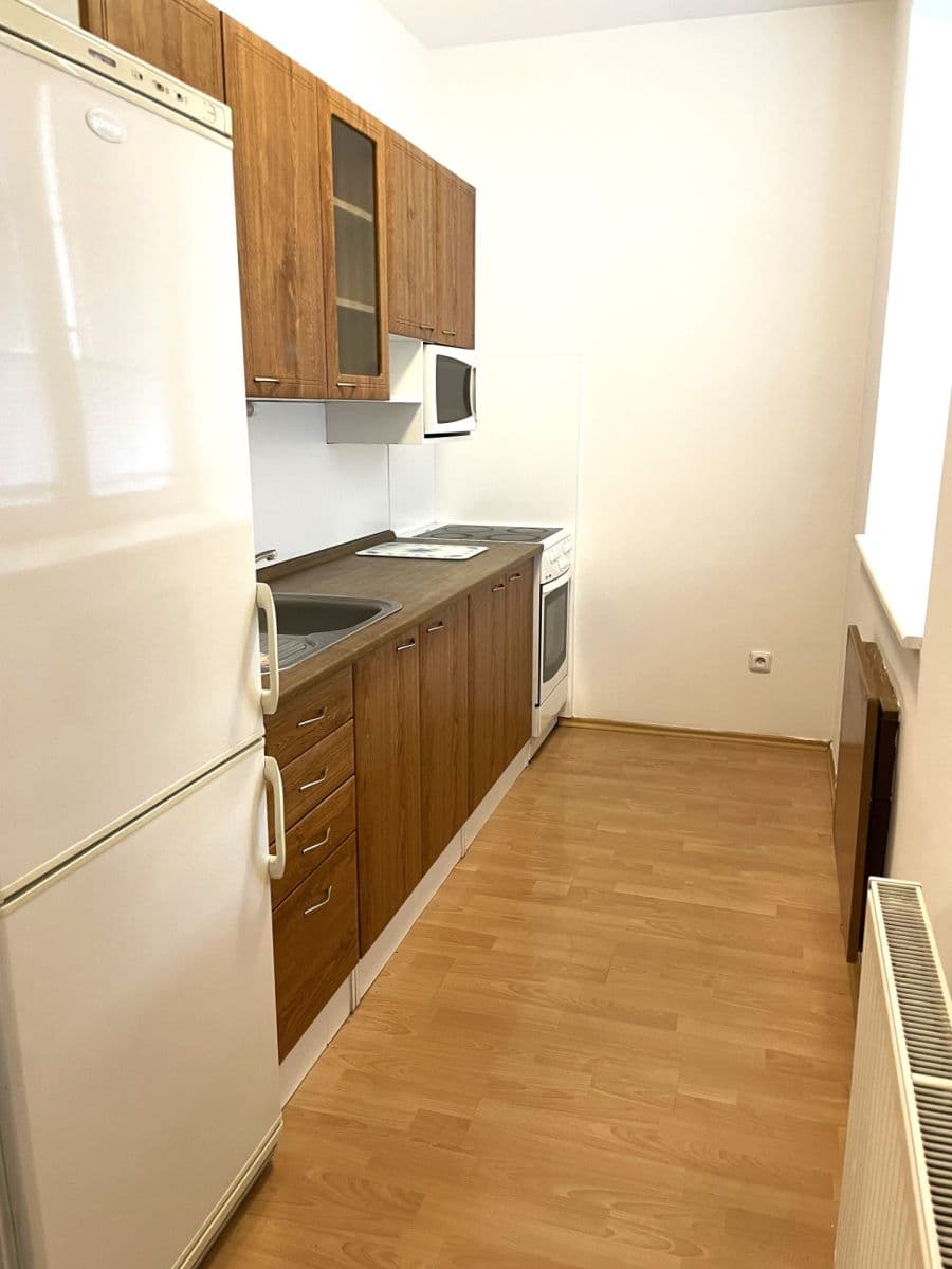 Studio flat for sale, 45 m², Ve Stromkách, Vestec, Středočeský Region Studio flat for sale, 45 m², Ve Stromkách, Vestec, Středočeský Region