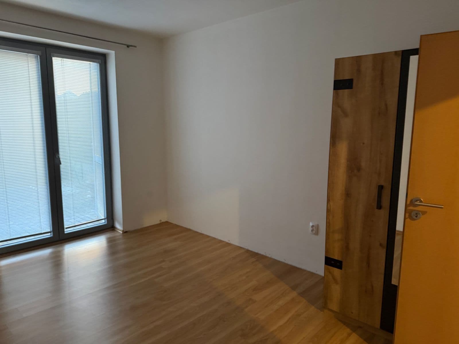 2 bedroom with open-plan kitchen flat to rent, 70 m², Nezamyslova, Písek, Jihočeský Region 2 bedroom with open-plan kitchen flat to rent, 70 m², Nezamyslova, Písek, Jihočeský Region