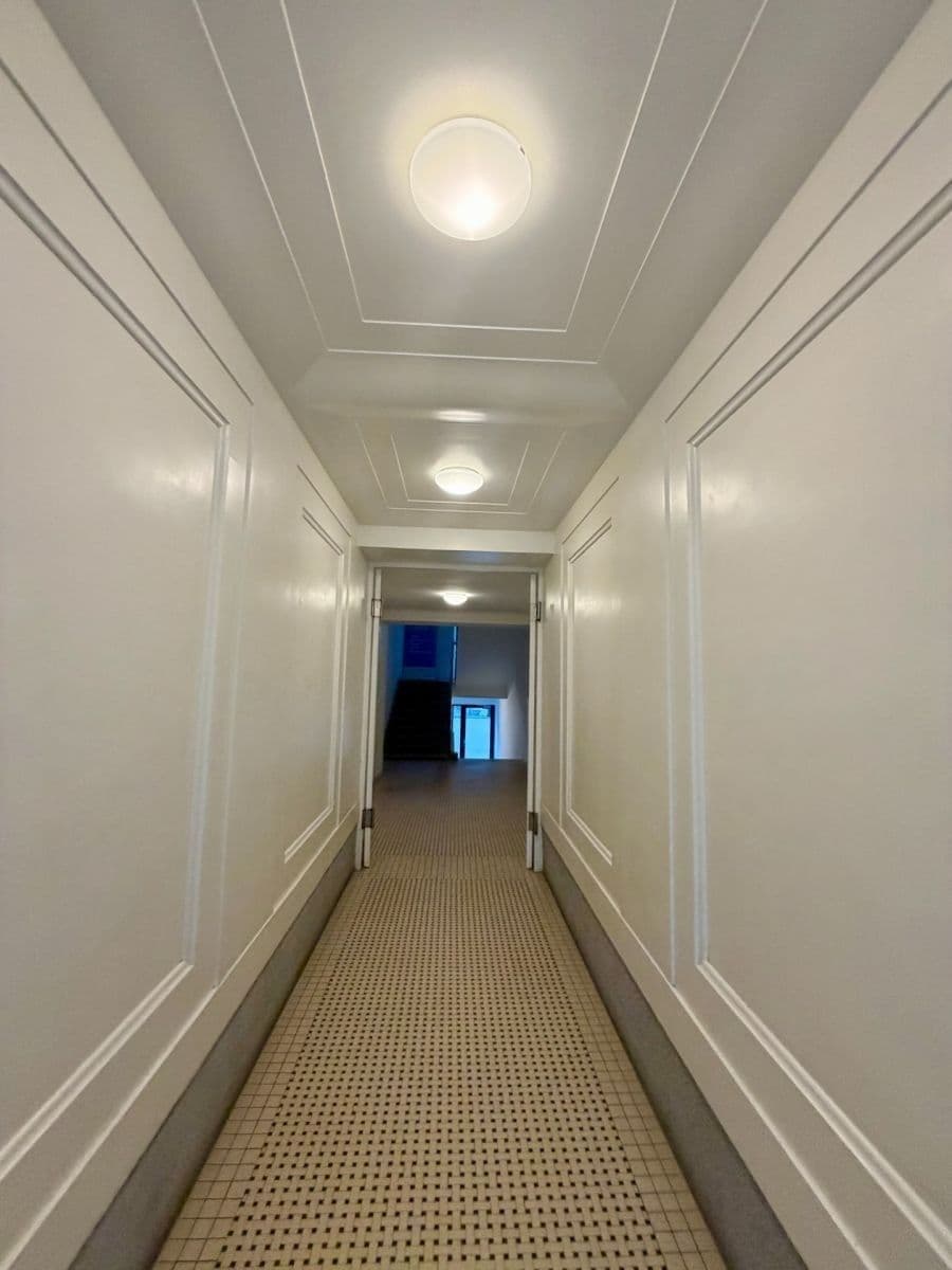 1 bedroom with open-plan kitchen flat to rent, 65 m², Na Hutích, Prague, Prague 1 bedroom with open-plan kitchen flat to rent, 65 m², Na Hutích, Prague, Prague