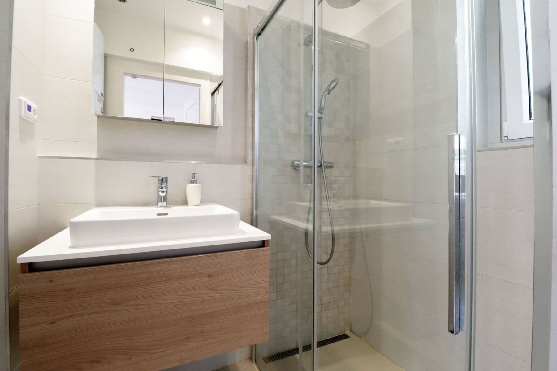 1 bedroom with open-plan kitchen flat to rent, 61 m², U průhonu, Prague, Prague 1 bedroom with open-plan kitchen flat to rent, 61 m², U průhonu, Prague, Prague