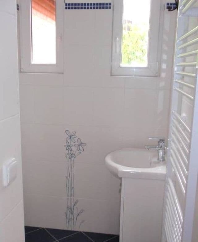 Studio flat to rent, 25 m², Pod Sychrovem Ⅰ, Prague, Prague Studio flat to rent, 25 m², Pod Sychrovem Ⅰ, Prague, Prague