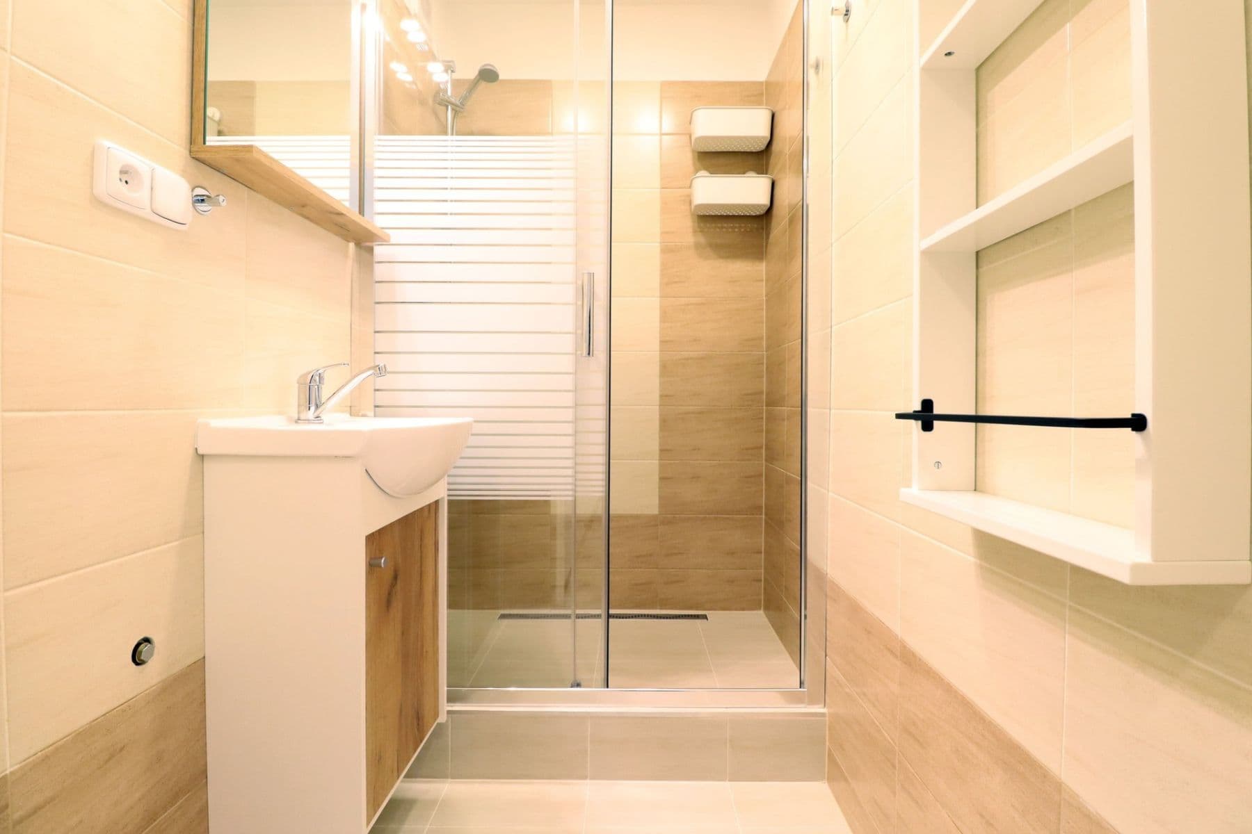 1 bedroom with open-plan kitchen flat to rent, 44 m², Janského, Prague, Prague 1 bedroom with open-plan kitchen flat to rent, 44 m², Janského, Prague, Prague