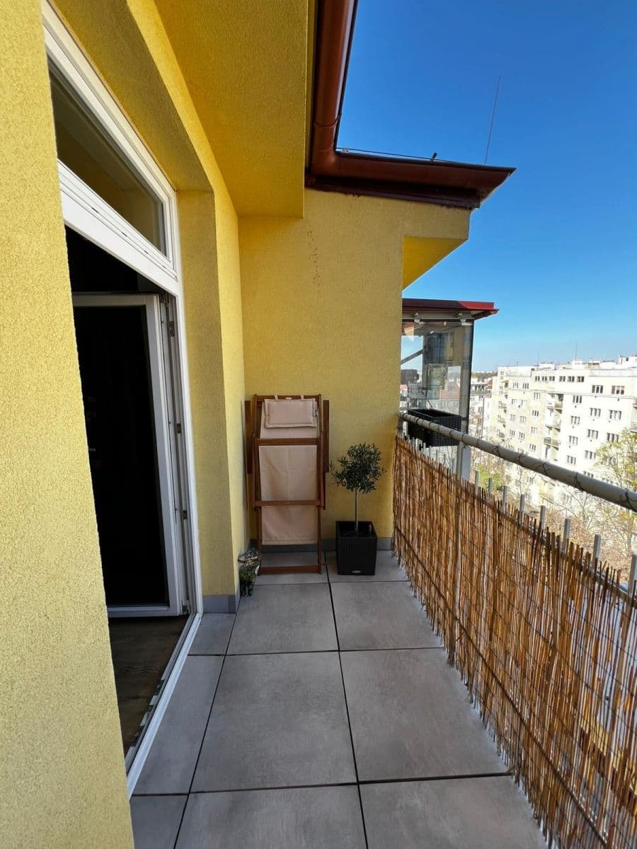 1 bedroom with open-plan kitchen flat to rent, 50 m², Sudoměřská, Prague, Prague 1 bedroom with open-plan kitchen flat to rent, 50 m², Sudoměřská, Prague, Prague